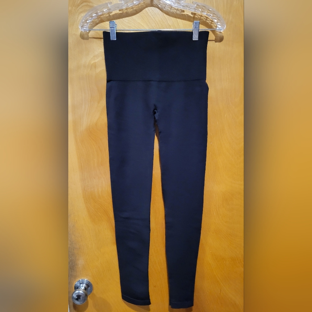 SPANX Takes Off Seamless High Rise Leggings